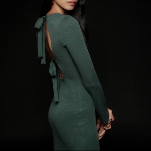 Reformation Green Long Sleeve Midi Dress - Picture 4 of 10